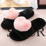 Chaussons Cœur Rose Fourrure