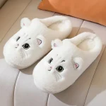 Chaussons Chat Blanc tout mignon