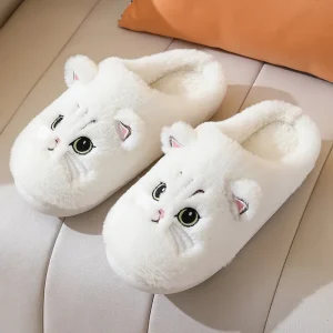 Chaussons Chat Blanc tout mignon