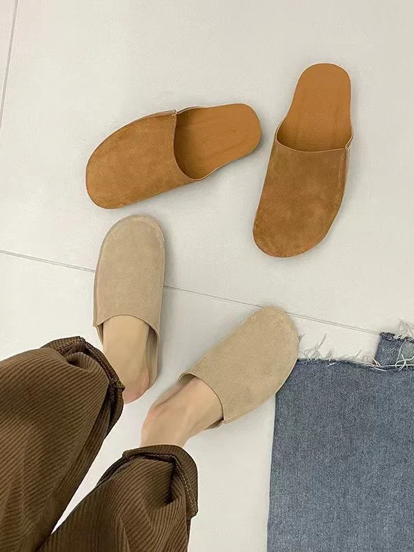 Chaussons en cuir en forme de mule
