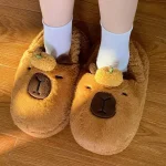 Chaussons Peluche Marron en forme de Castor