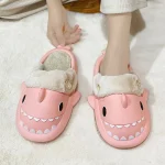 Pantoufles Requin Rose Polaire