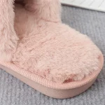 Chaussons croisées fourrure pour femme