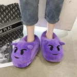 Chaussons smiley Démon qui fait un sourire