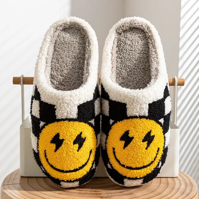 Chaussons Emoji sourire à Carreaux