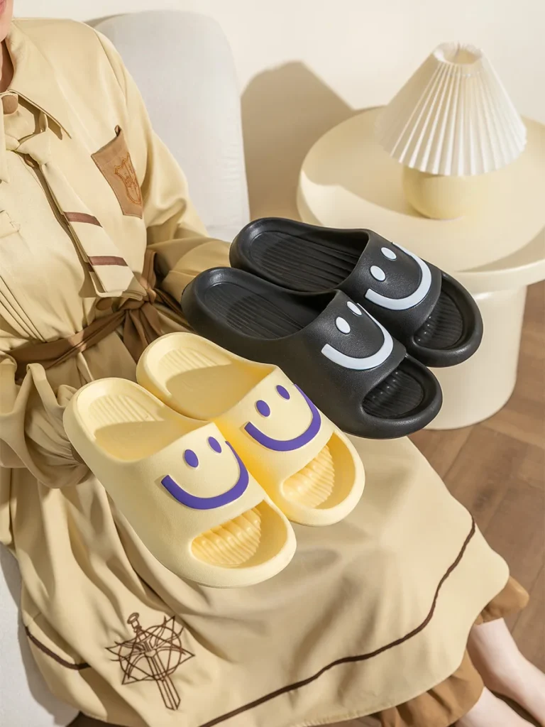 Claquette homme smiley