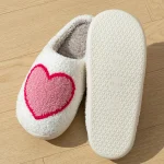 Chausson chaud motif cœur
