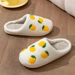 Pantoufle maison motif citron