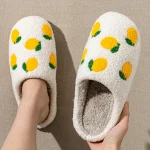 Pantoufle légère design citron