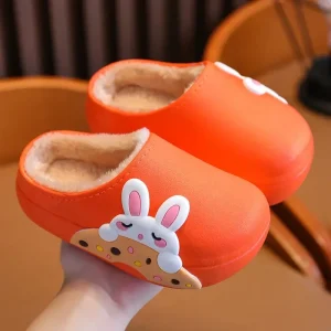 Mule lapin pour enfant, idéale pour intérieur, douce et amusante pour les petits.