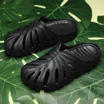 Sandale Monstera motif tropical