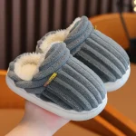 Chaussons fourrure enfant antidérapants
